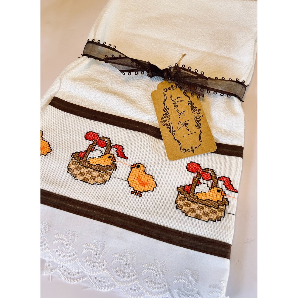 VTG Brazilian Cross-Stitched Tea Towel Farmhouse-Style Scalloped Lace Cotton